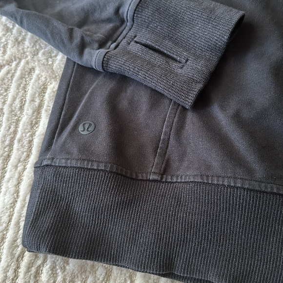 lululemon Scuba Crew Black - Picture 3 of 6